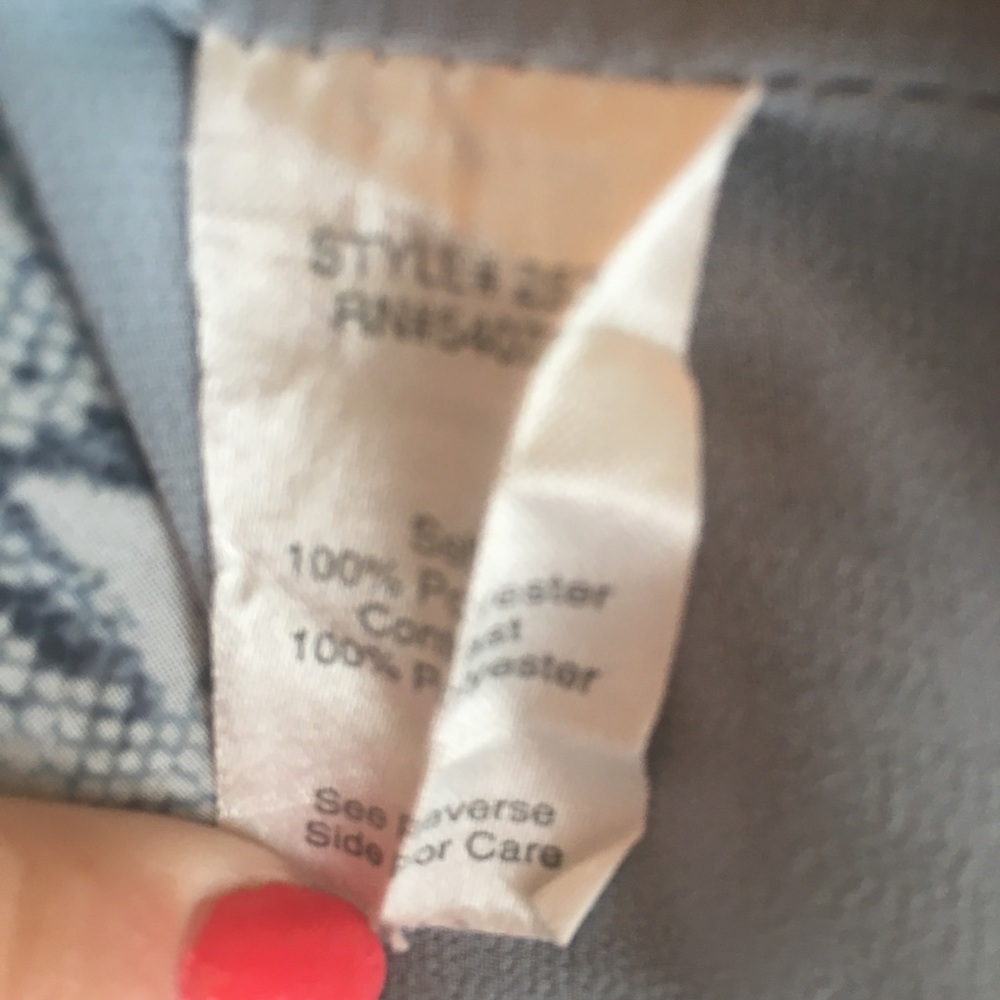 cAbi animal print top fully lined size small - Picture 7 of 10